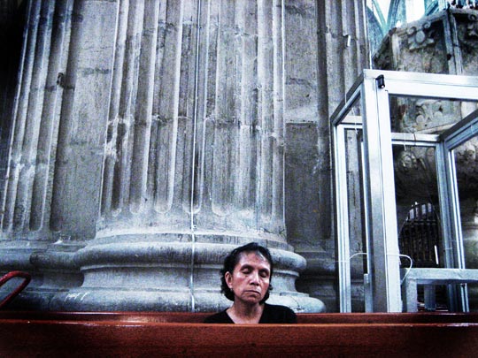  HANNA QUEVEDO _ la iglesia 