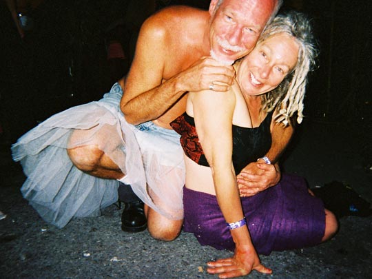  HANNA QUEVEDO _ the disposable experiment. el experimento de la cámara de usar y tirar 