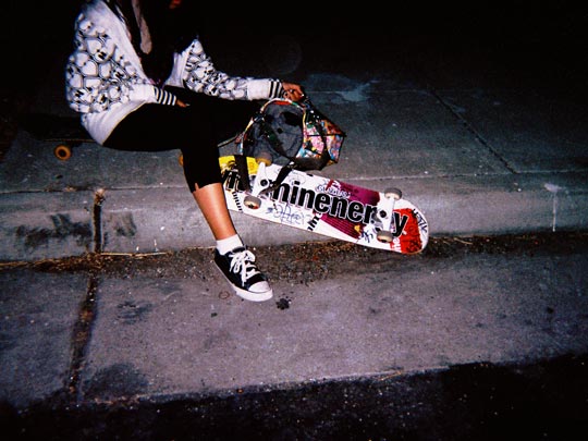  HANNA QUEVEDO _ the disposable experiment. el experimento de la cámara de usar y tirar 