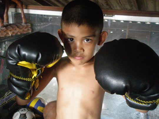  JON SISTIAGA _ 5 años. obligado a boxear 