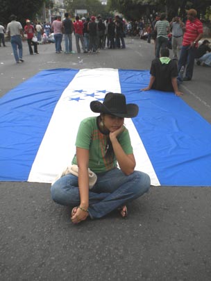  JON SISTIAGA _ aburrida de ser patriota 