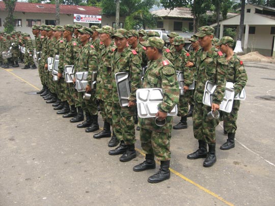  JON SISTIAGA _ ¡la puta mili, formar para comer! 