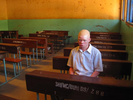  JON SISTIAGA _ la soledad del albino 