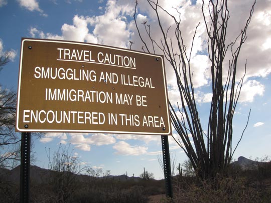  JON SISTIAGA _ ¡peligro, narcos e ilegales! 