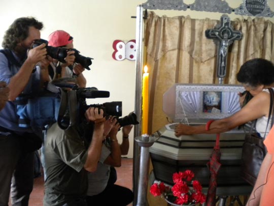  JON SISTIAGA _ retratando el drama 