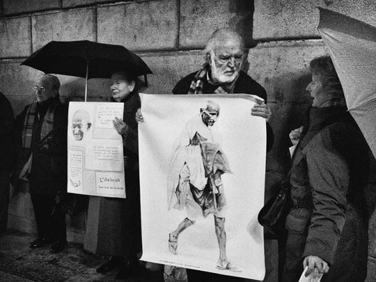  MARCELO AURELIO _ por la no violencia, barcelona 