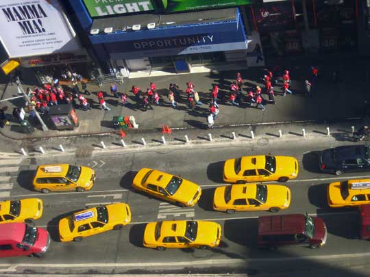  MIA FONT _ amarillos entre rojos 