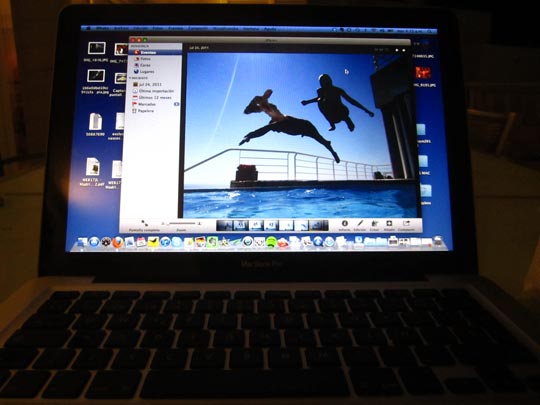  MIKEL URMENETA _ cervatillo y mujer 