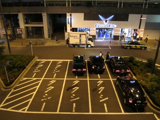  MIKEL URMENETA _ cuatro negros 