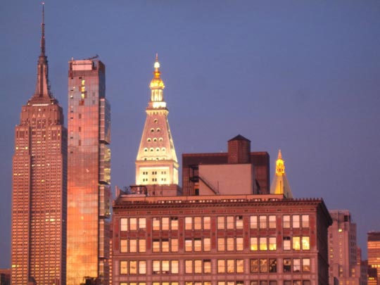  MIKEL URMENETA _ empire 5.52h. 