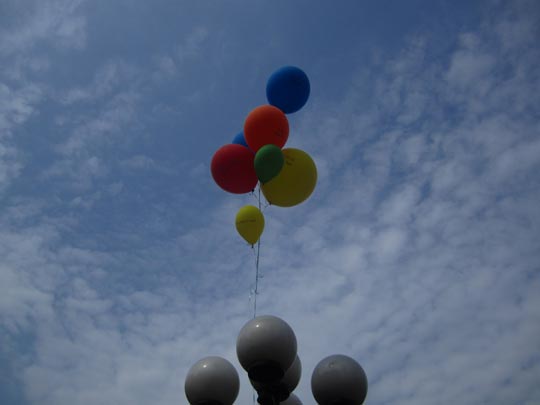  MIKEL URMENETA _ globos de colores 