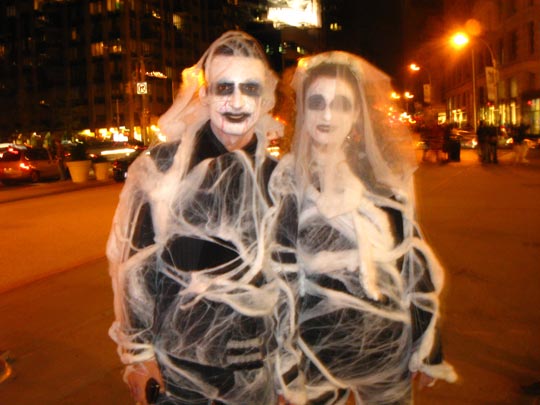  MIKEL URMENETA _ hallomuertos 