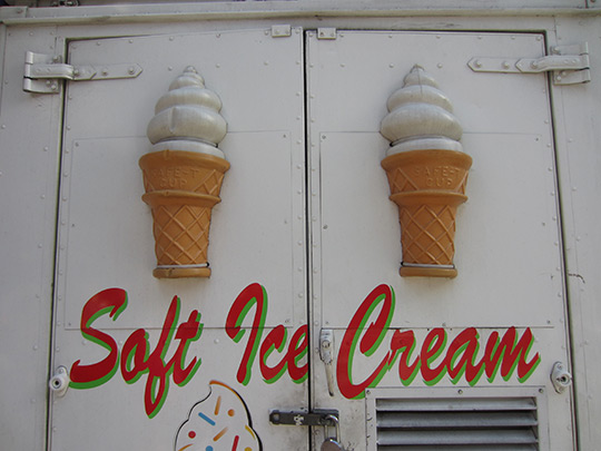  MIKEL URMENETA _ helados 