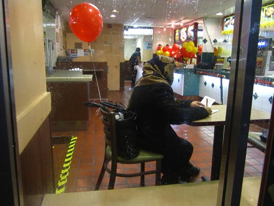  MIKEL URMENETA _ la dama del globo rojo 