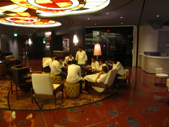  MIKEL URMENETA _ últimos detalles en blanco 