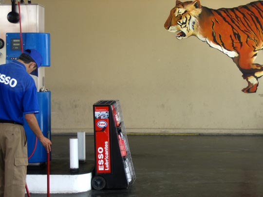  MARTA PEIRÓ _ cuidado con el gato 