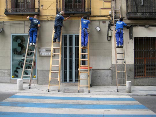  MARTA PEIRÓ _ la fura dels baus 
