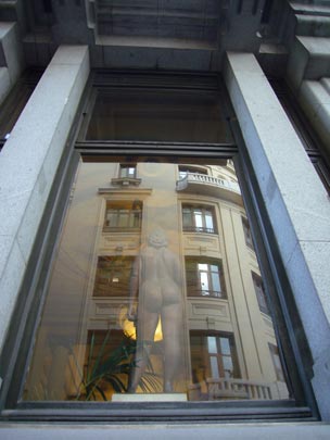  ALICIA OTAEGUI _ diosa de las ventanas 