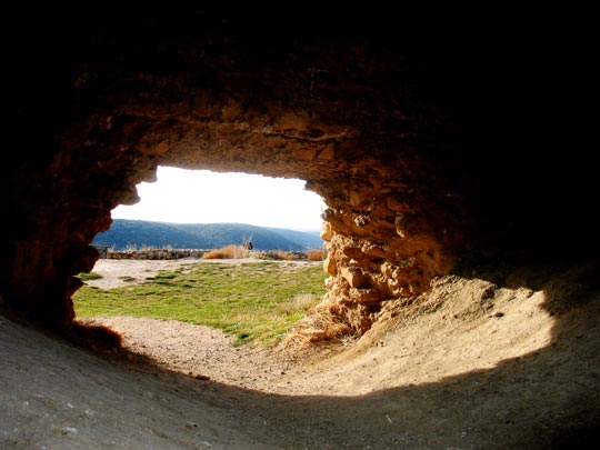  OMAR AYYASHI _ escondite 