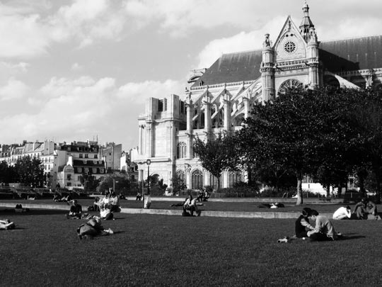  OMAR AYYASHI _ parís 