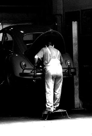  PAU COSTA _ el mecánico 