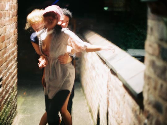  SARA COSTA _ fiesta en el patio 