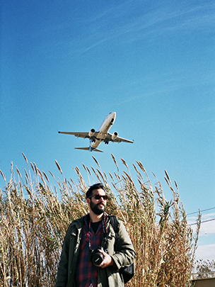  SARA COSTA _ un avión 